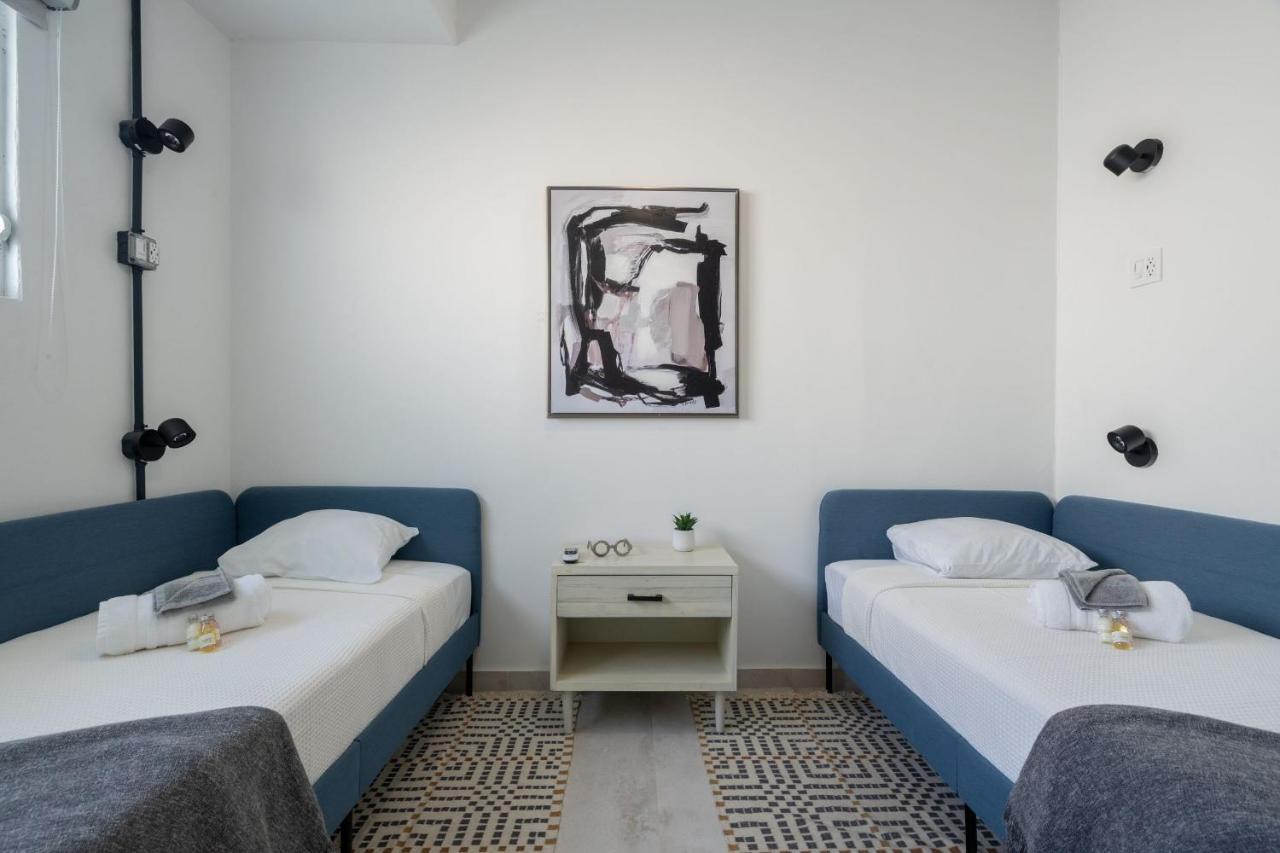 La Buena Vida Inn San Juan Bagian luar foto